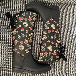 Coach Tristee black multicolor floral rain winter boot women’s shoe size 8